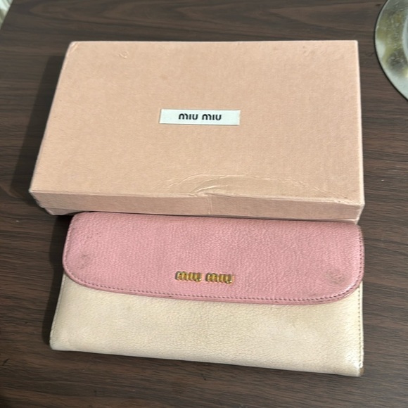 Miu Miu Long Wallet in Leather - Picture 1 of 6